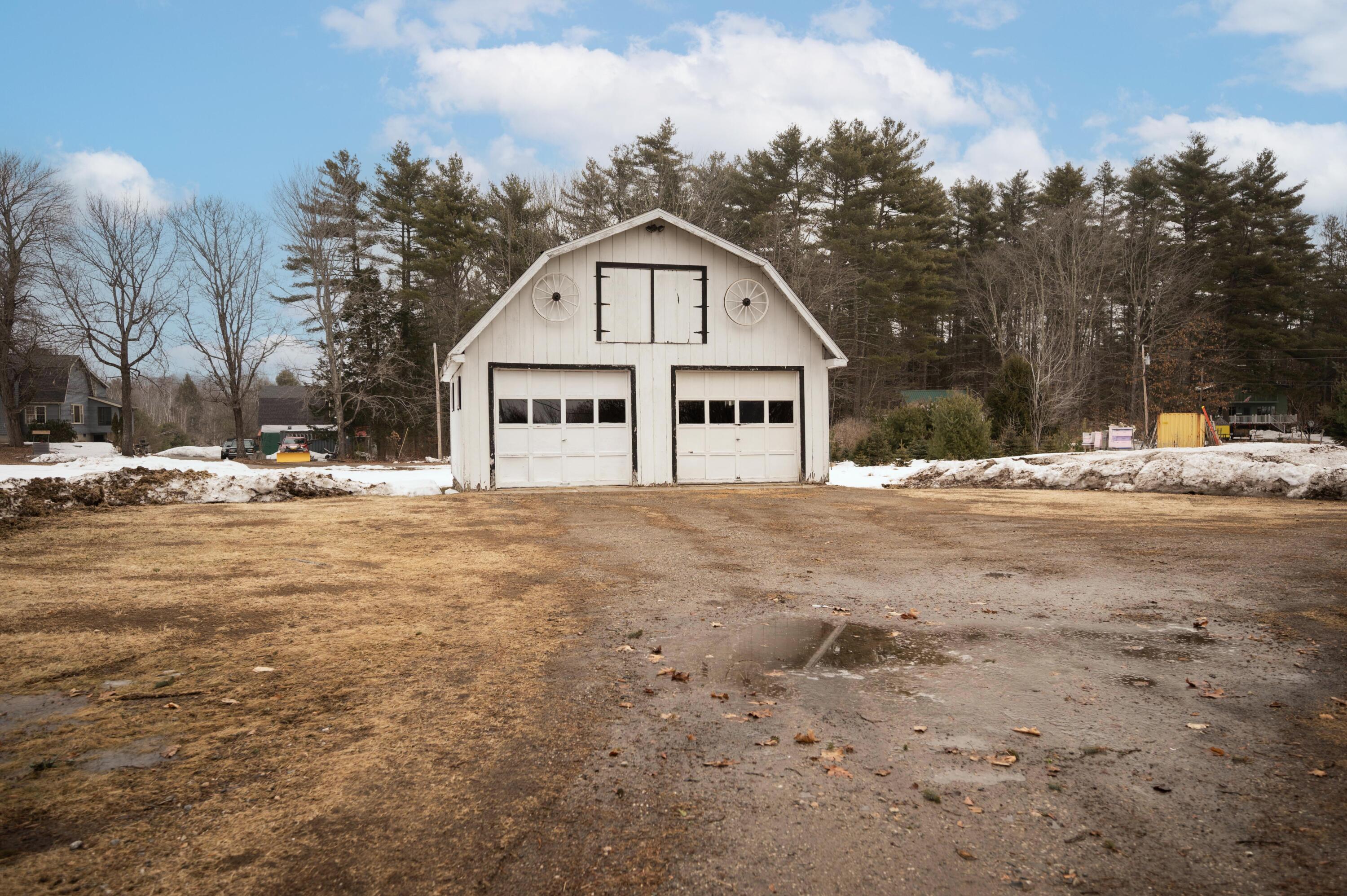 351 Roosevelt Trail