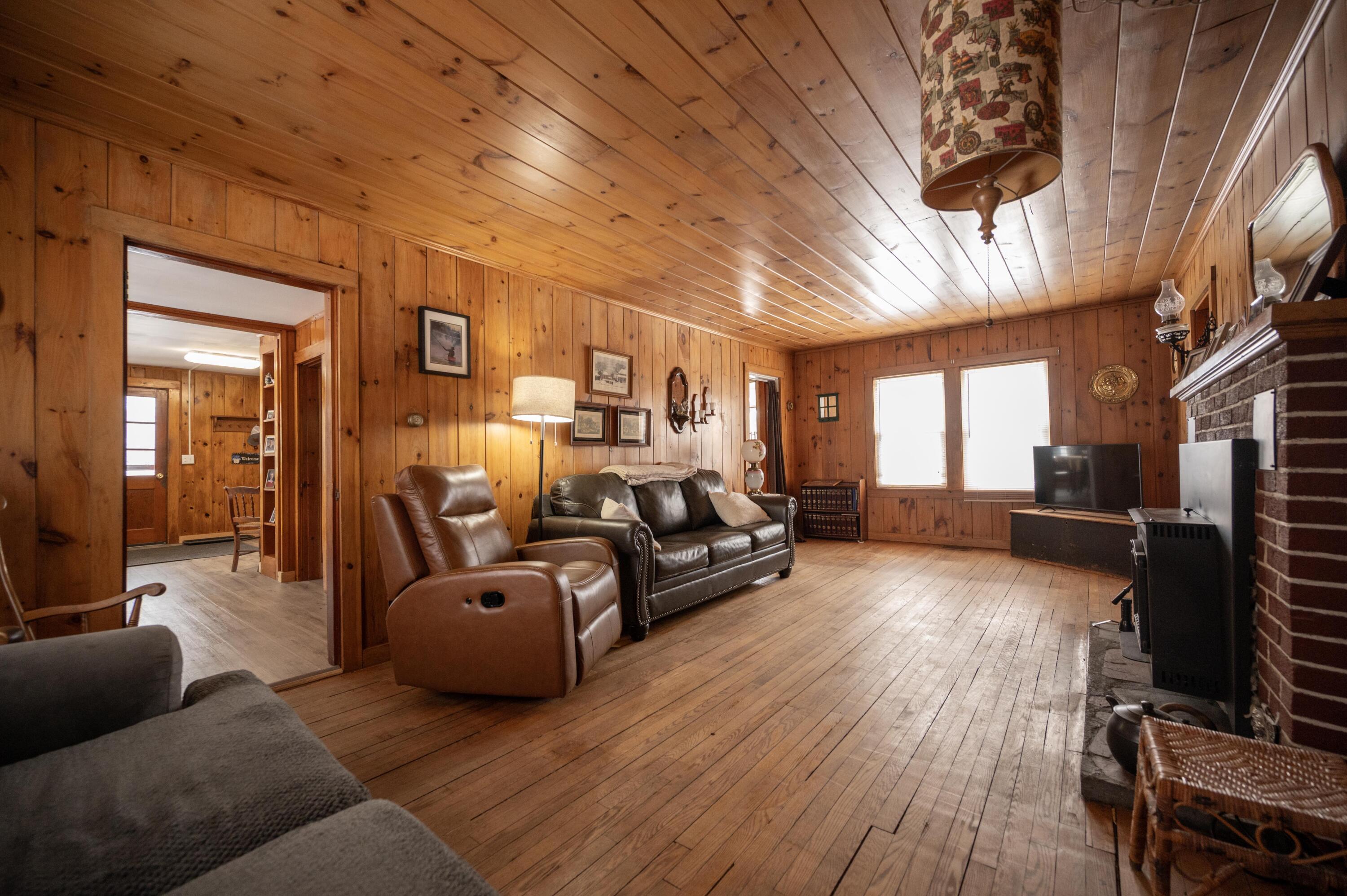 351 Roosevelt Trail