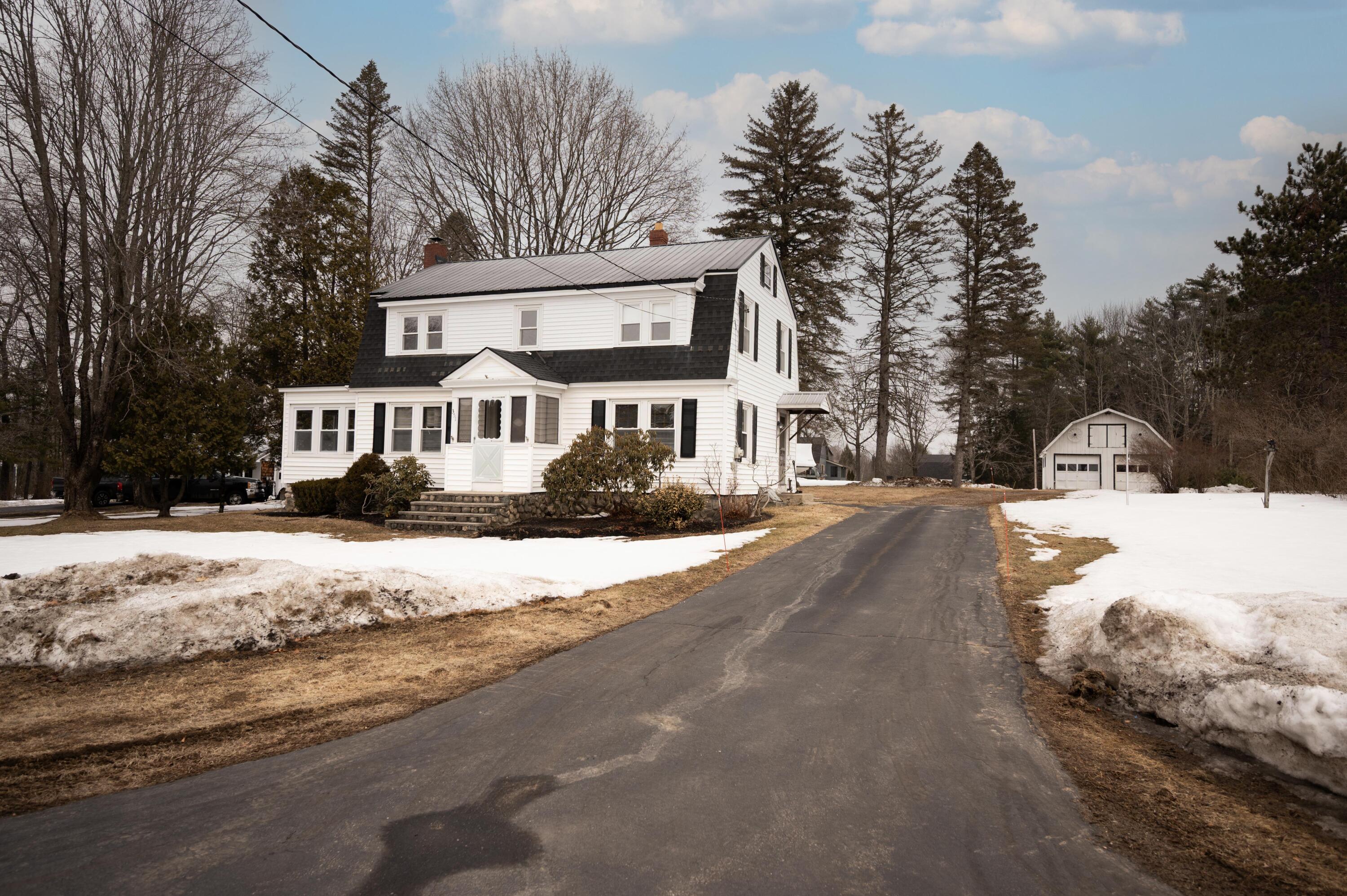 351 Roosevelt Trail