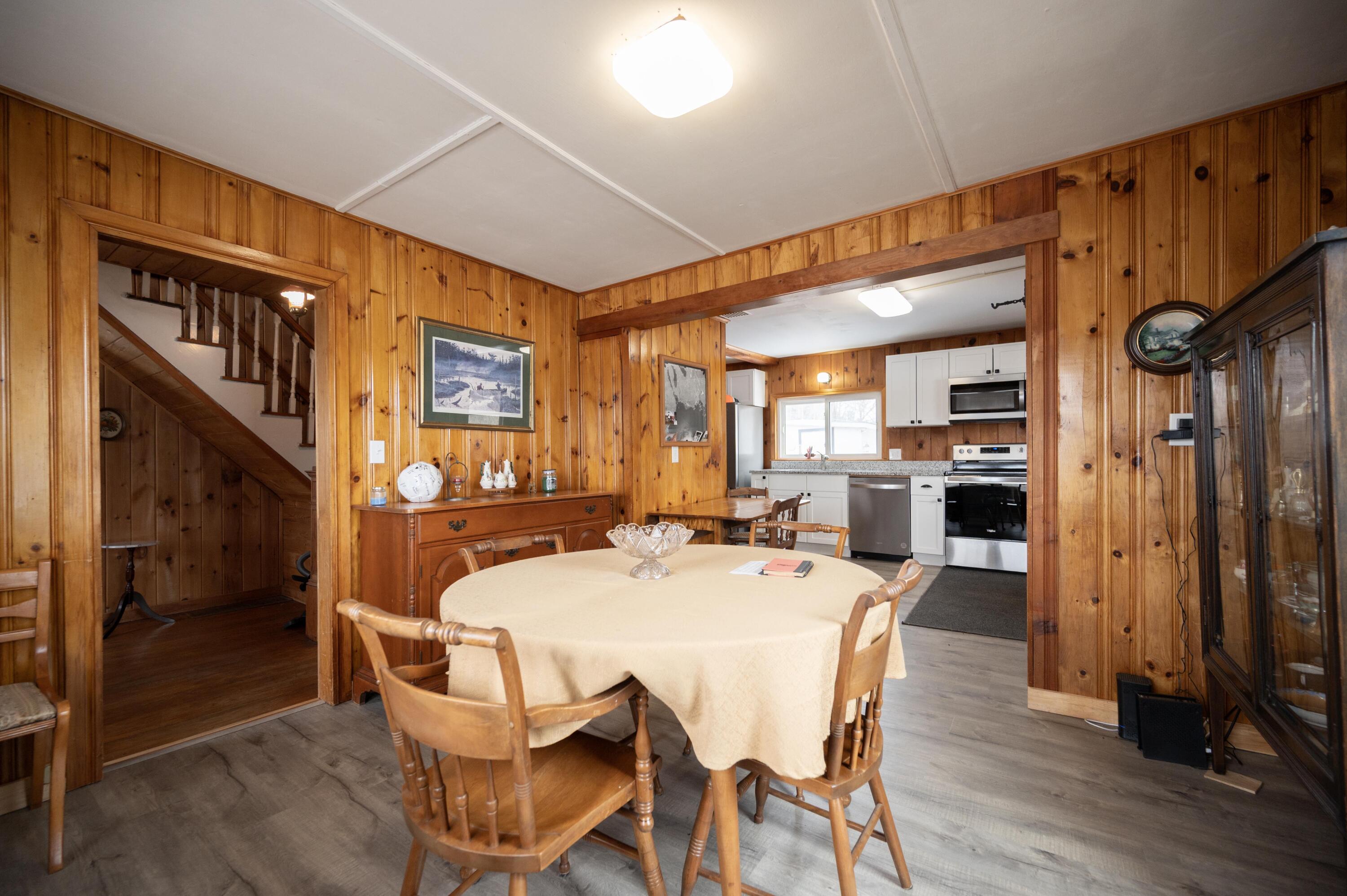 351 Roosevelt Trail