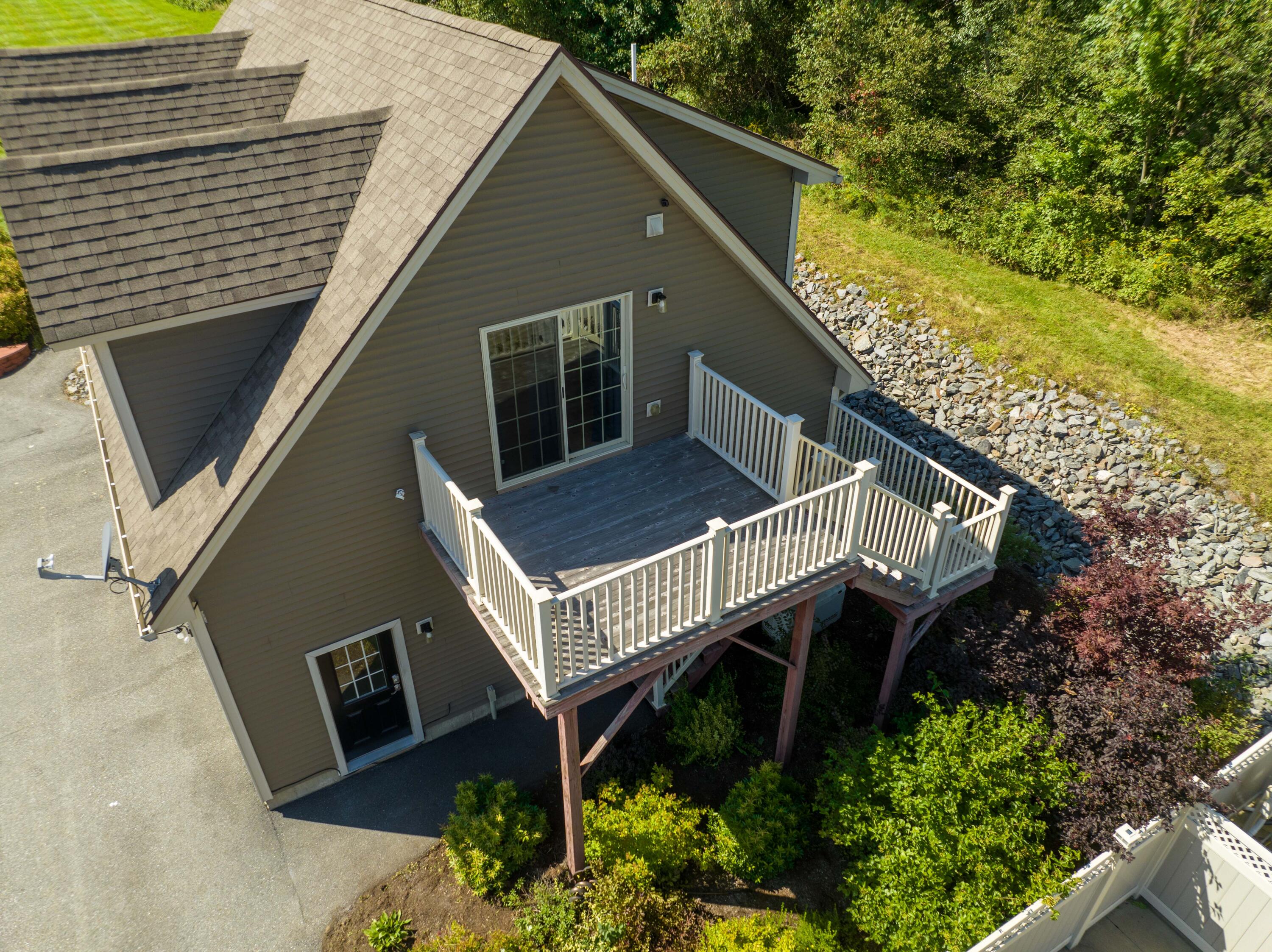 36 Foster Avenue