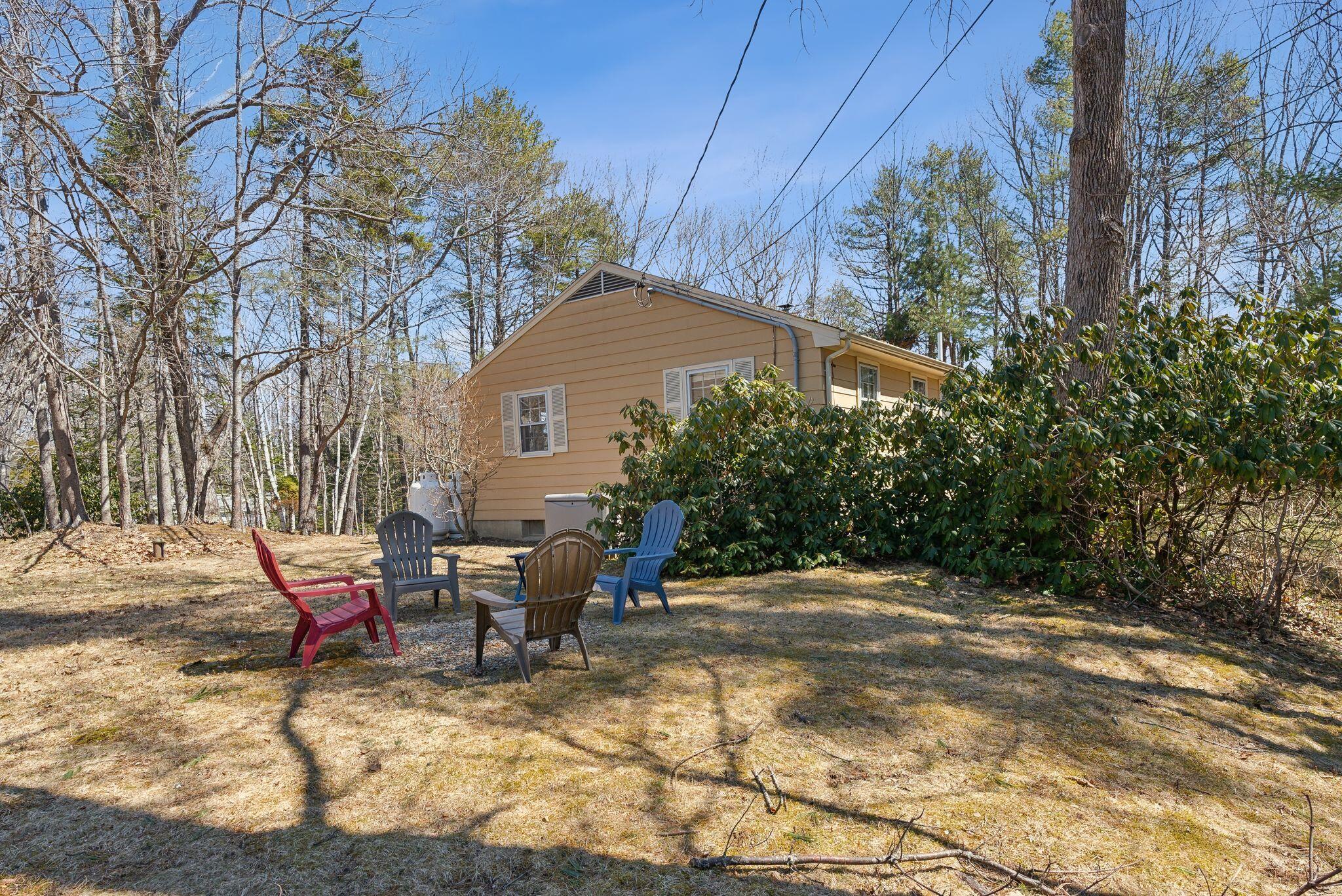 18 Sequoia Drive