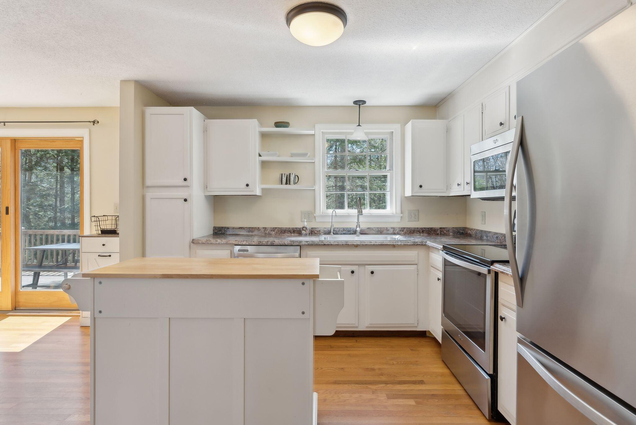 18 Sequoia Drive