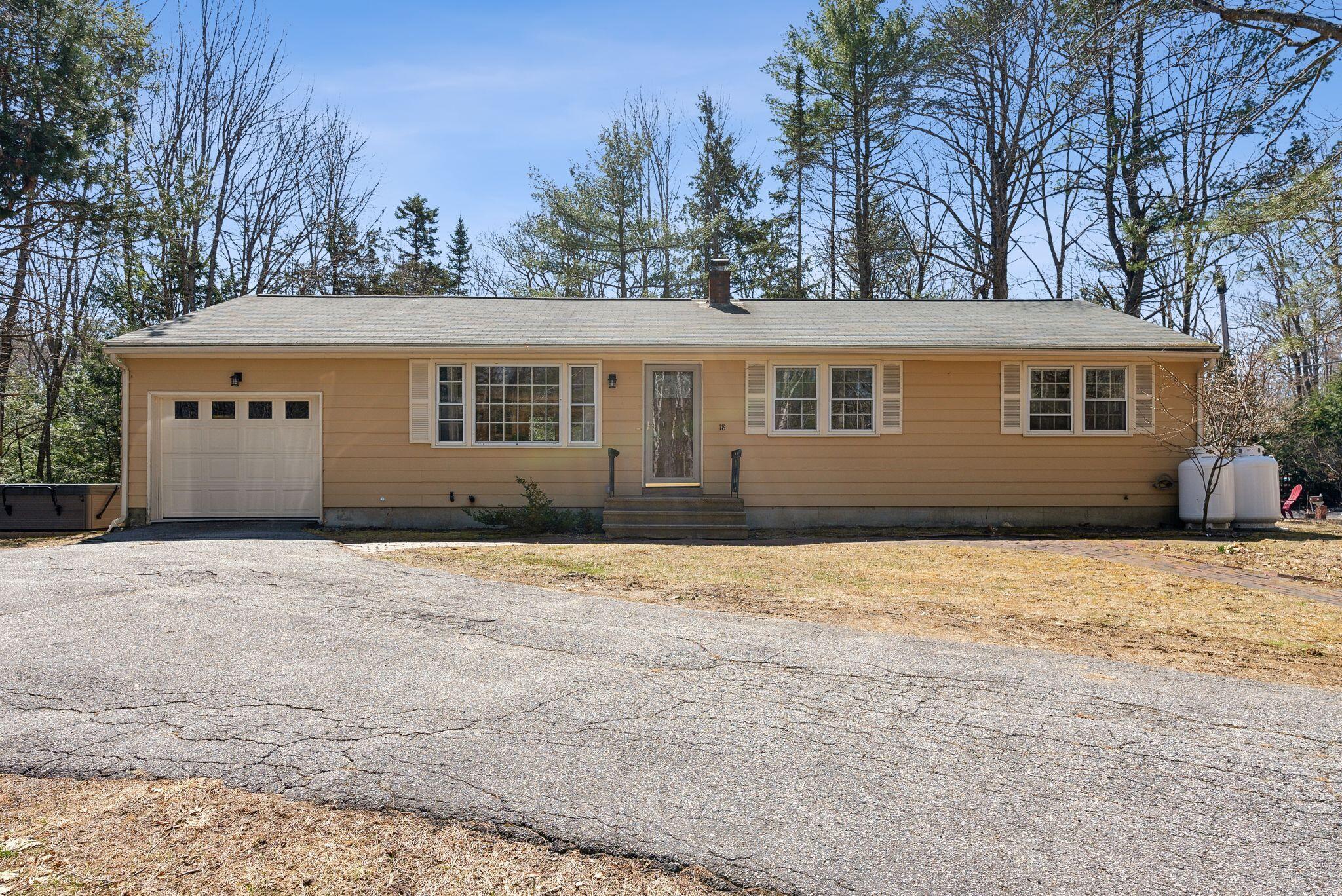 18 Sequoia Drive