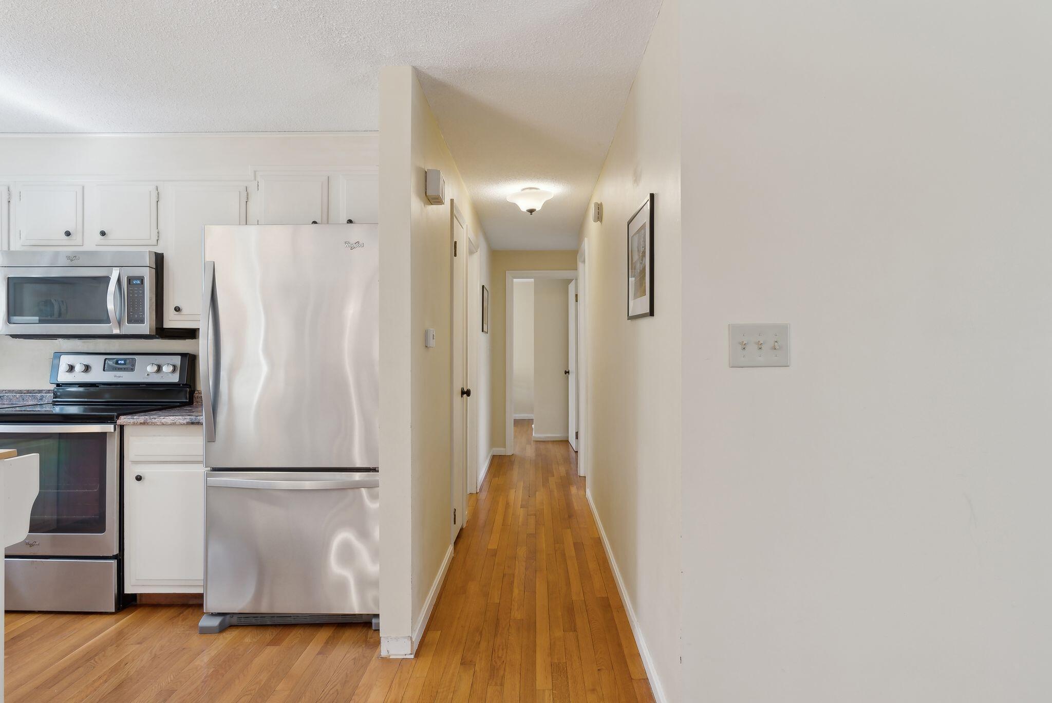 18 Sequoia Drive
