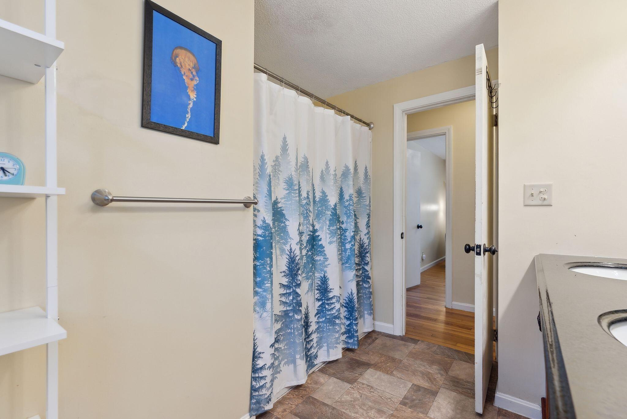18 Sequoia Drive