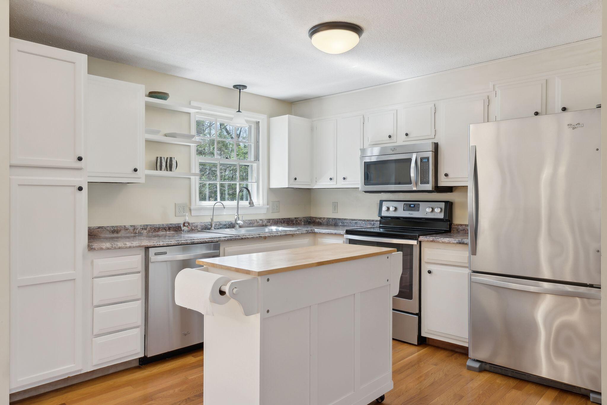 18 Sequoia Drive