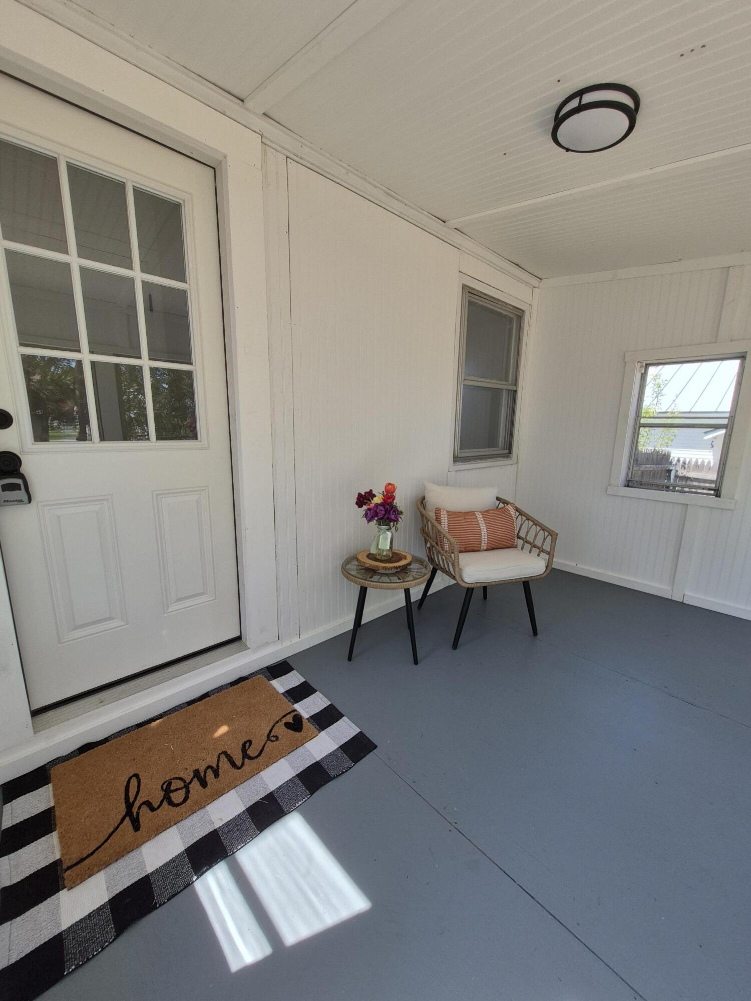 6 Keyes Street