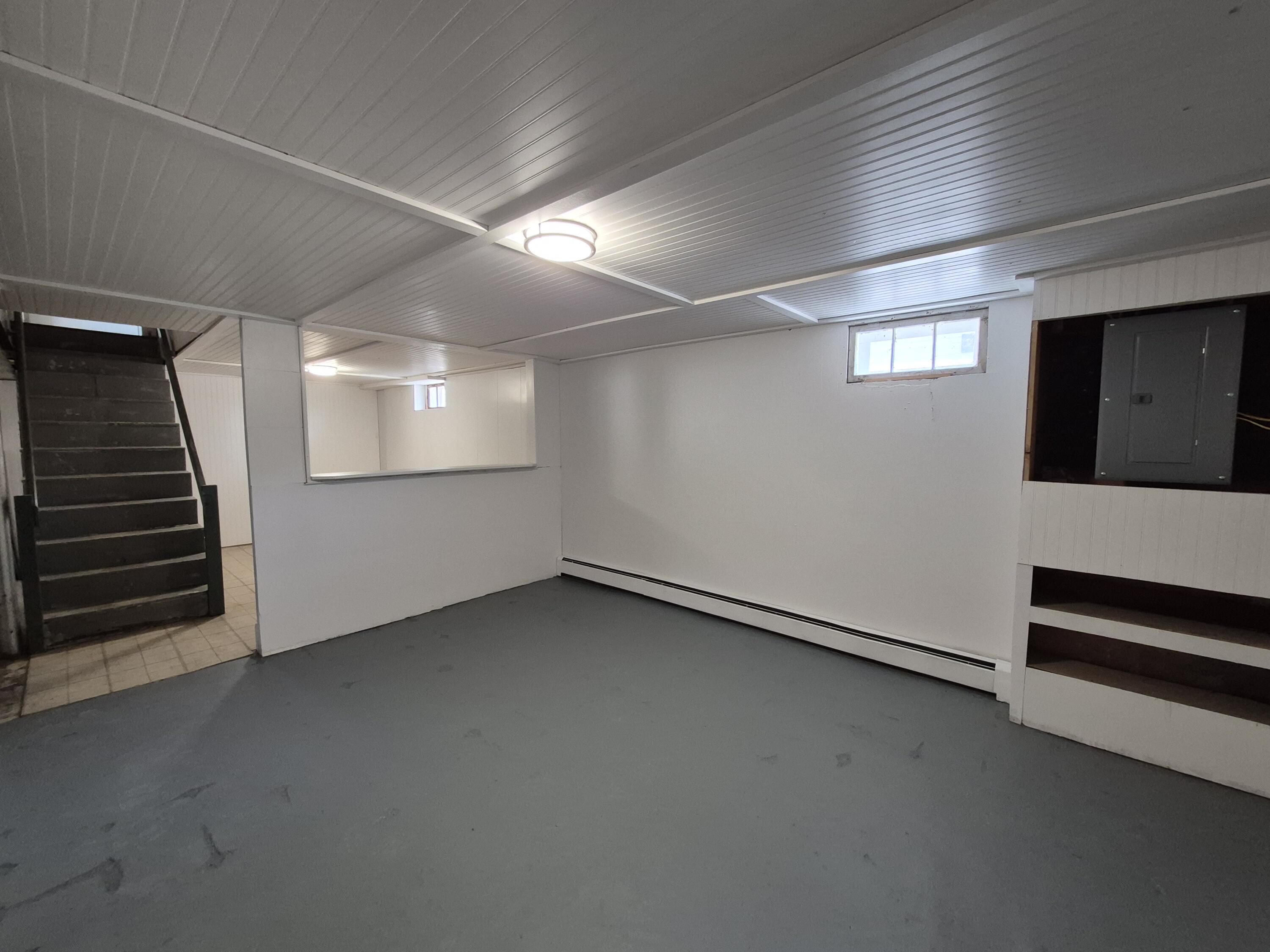 6 Keyes Street
