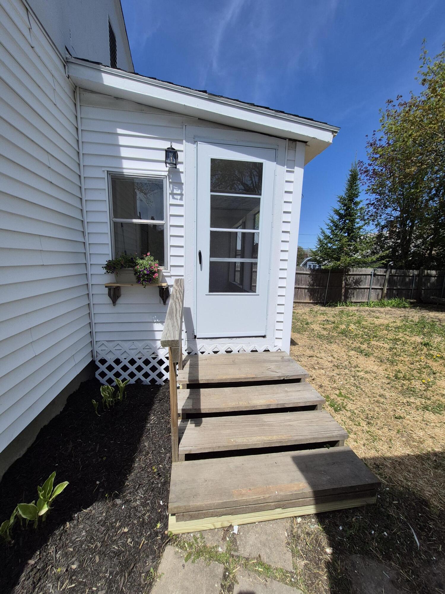 6 Keyes Street