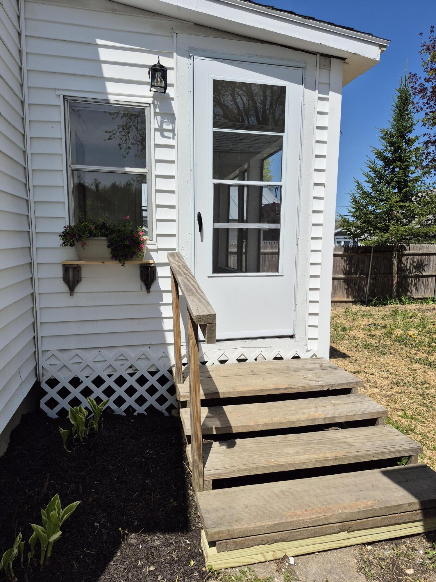 6 Keyes Street