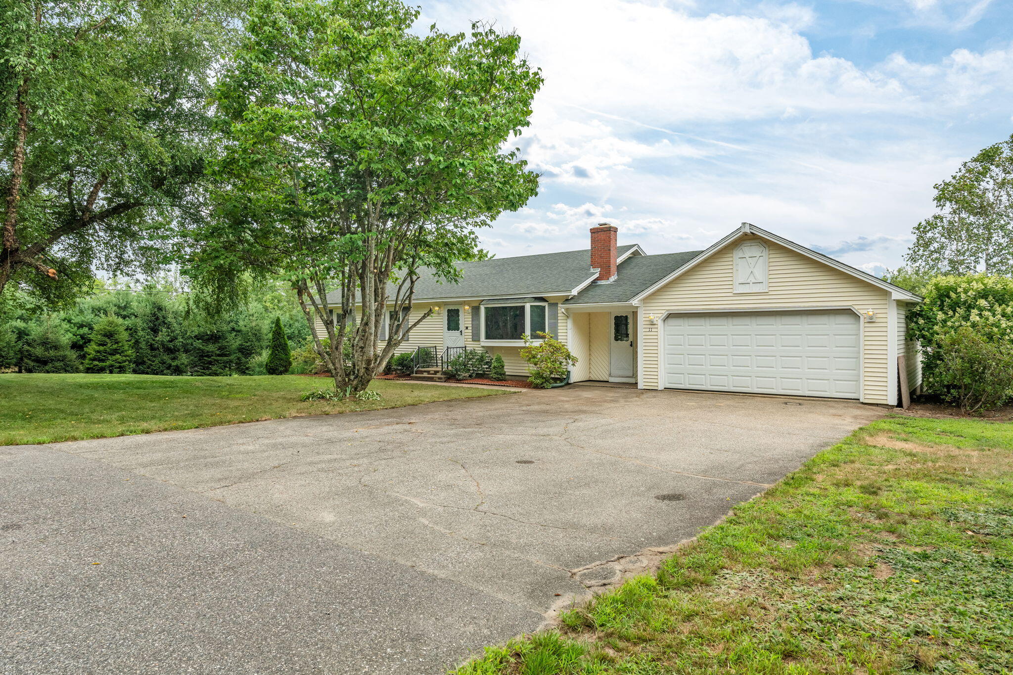 11 Liberty Acres Drive