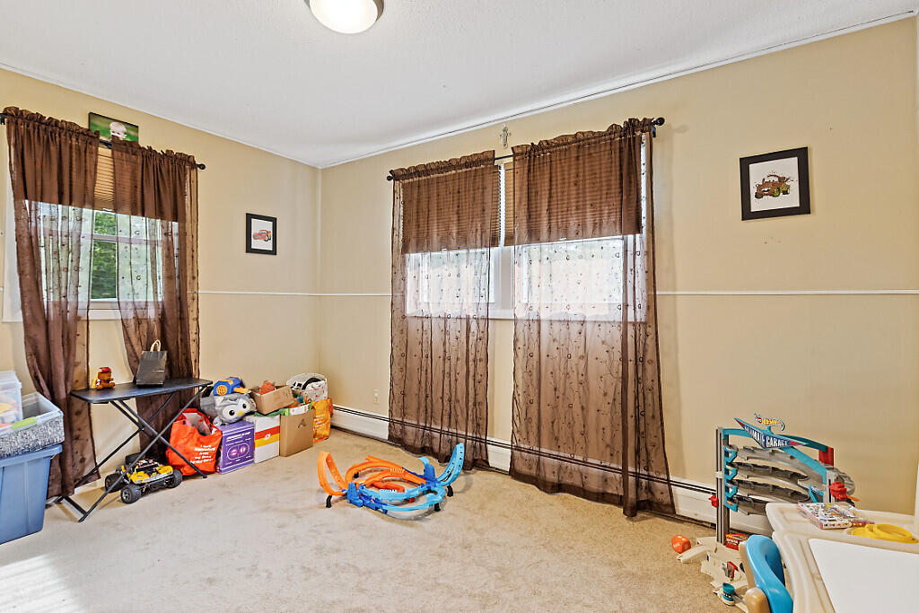 299 Middle Road