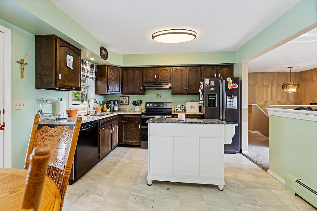 299 Middle Road