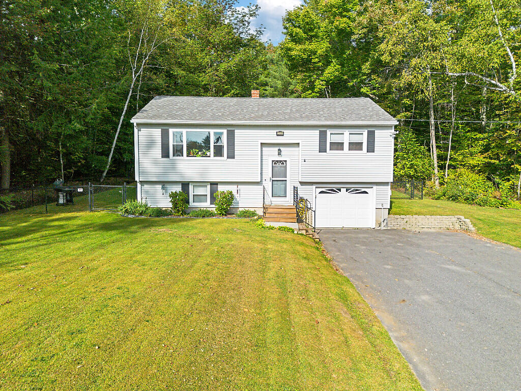299 Middle Road