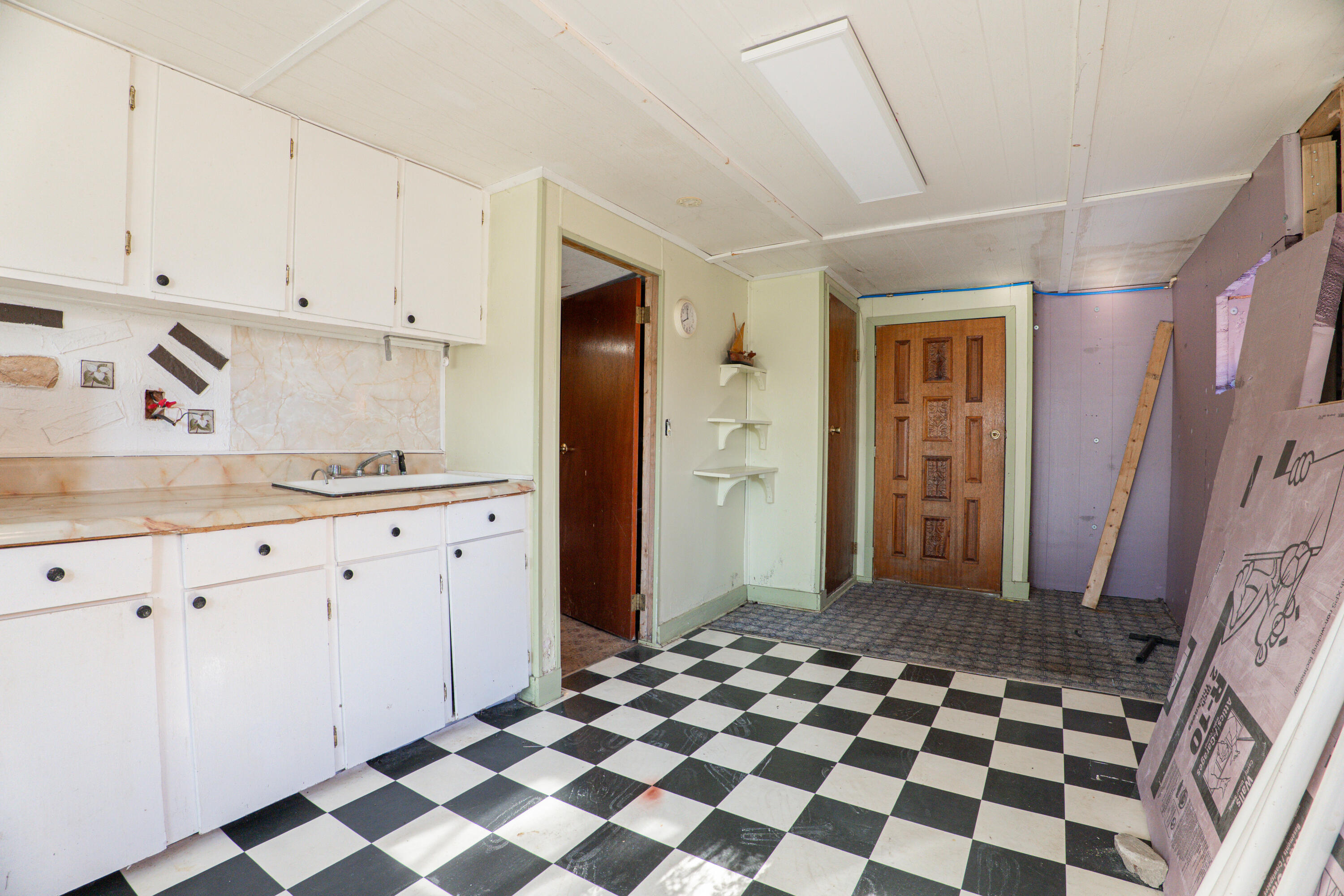 422 Bog Road