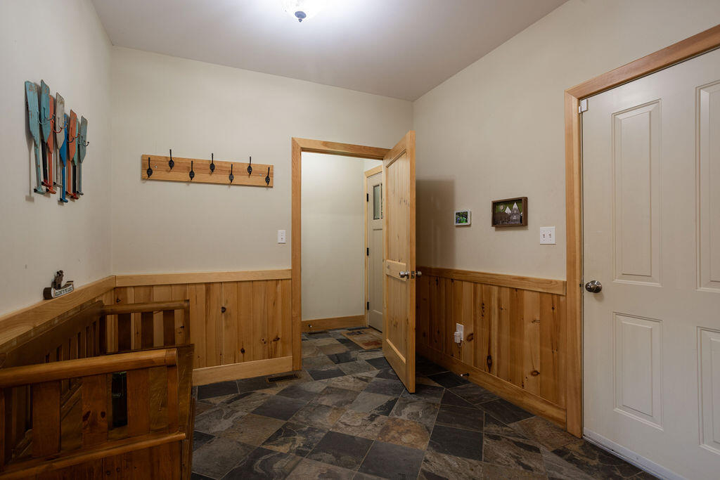 142 Lakewood Road