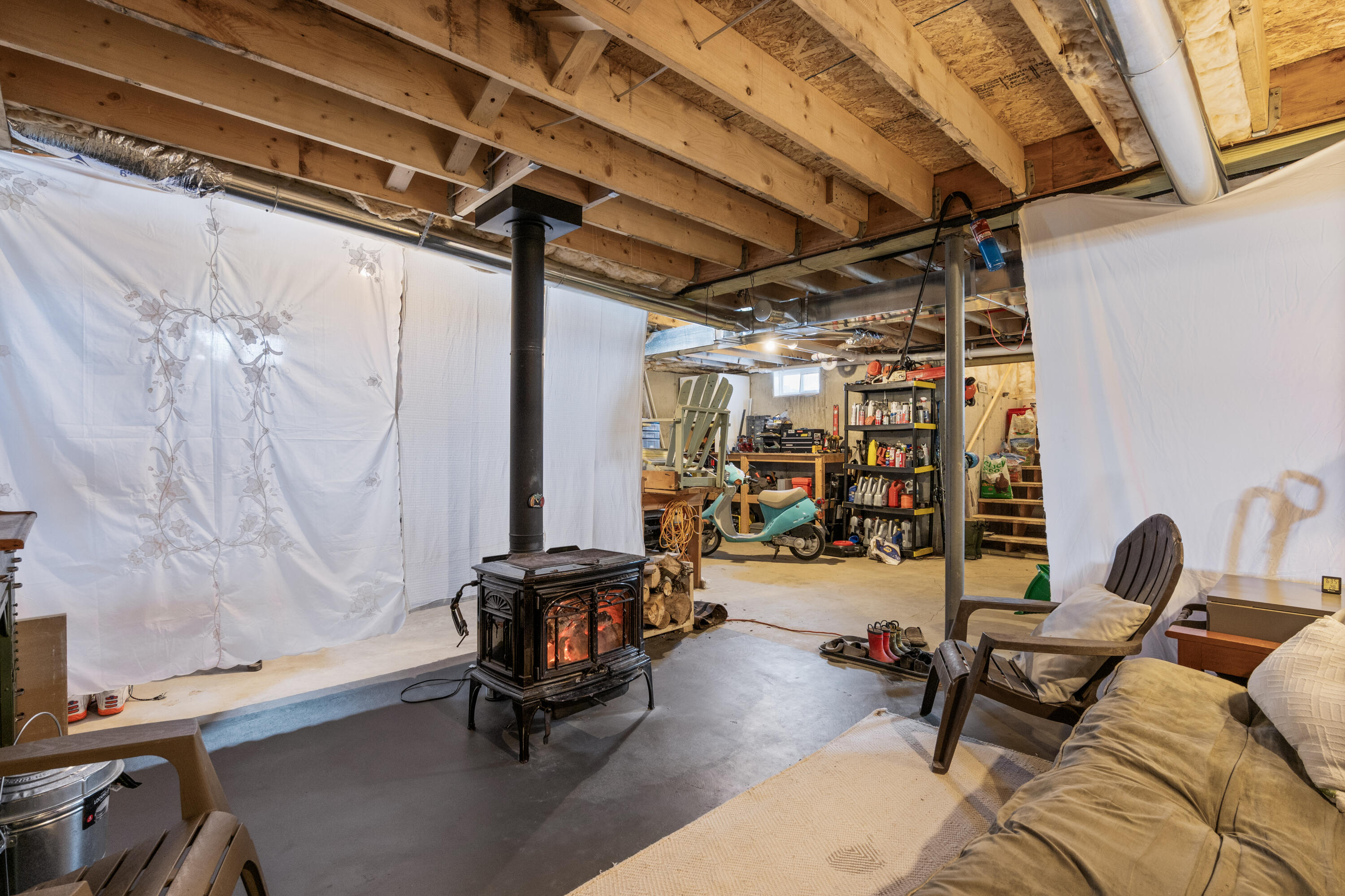 210 Eight Rod Road
