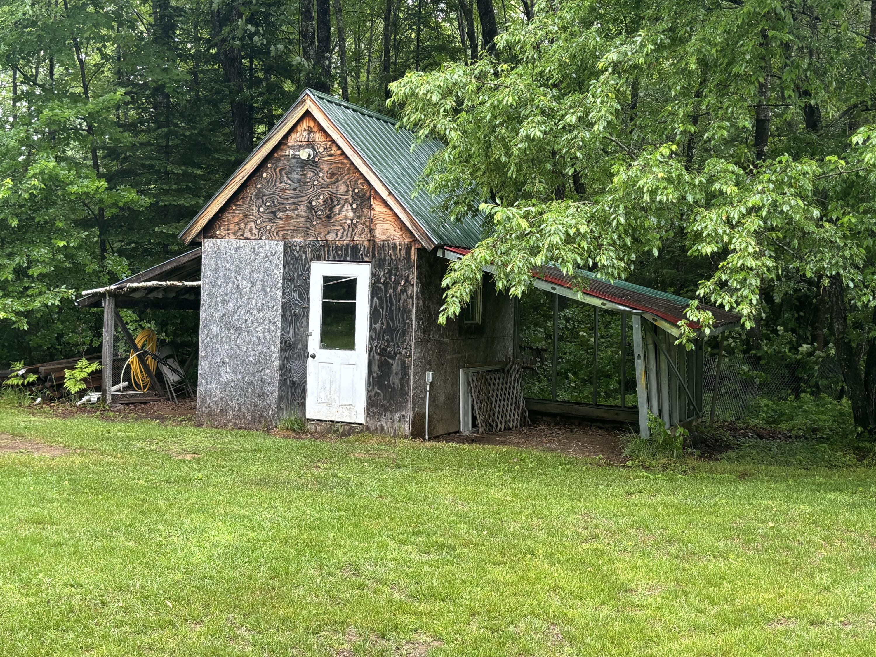 413 Lucy Knowles Road