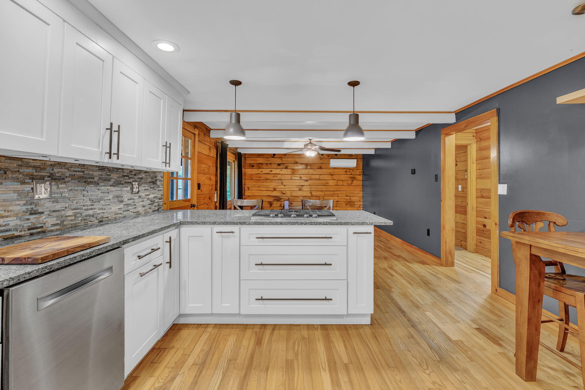 1811 Stage Road