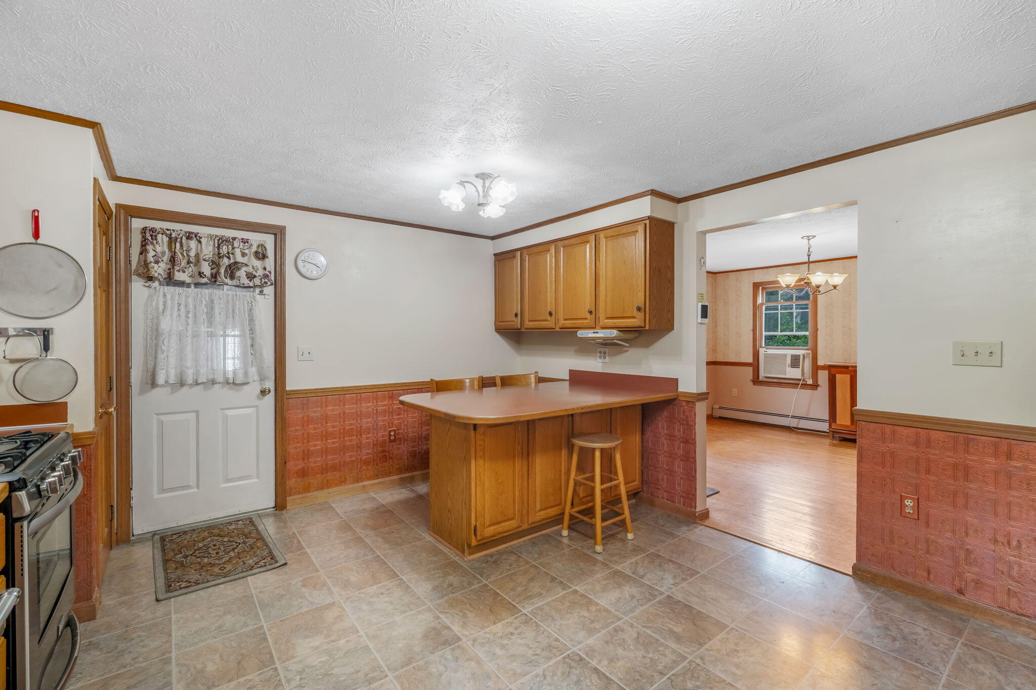 134 Lester Drive