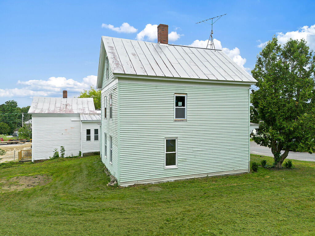 17 Oak Street
