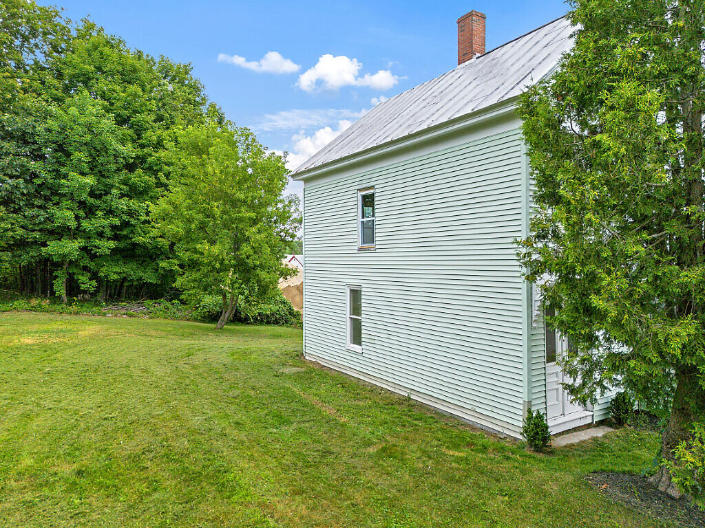 17 Oak Street