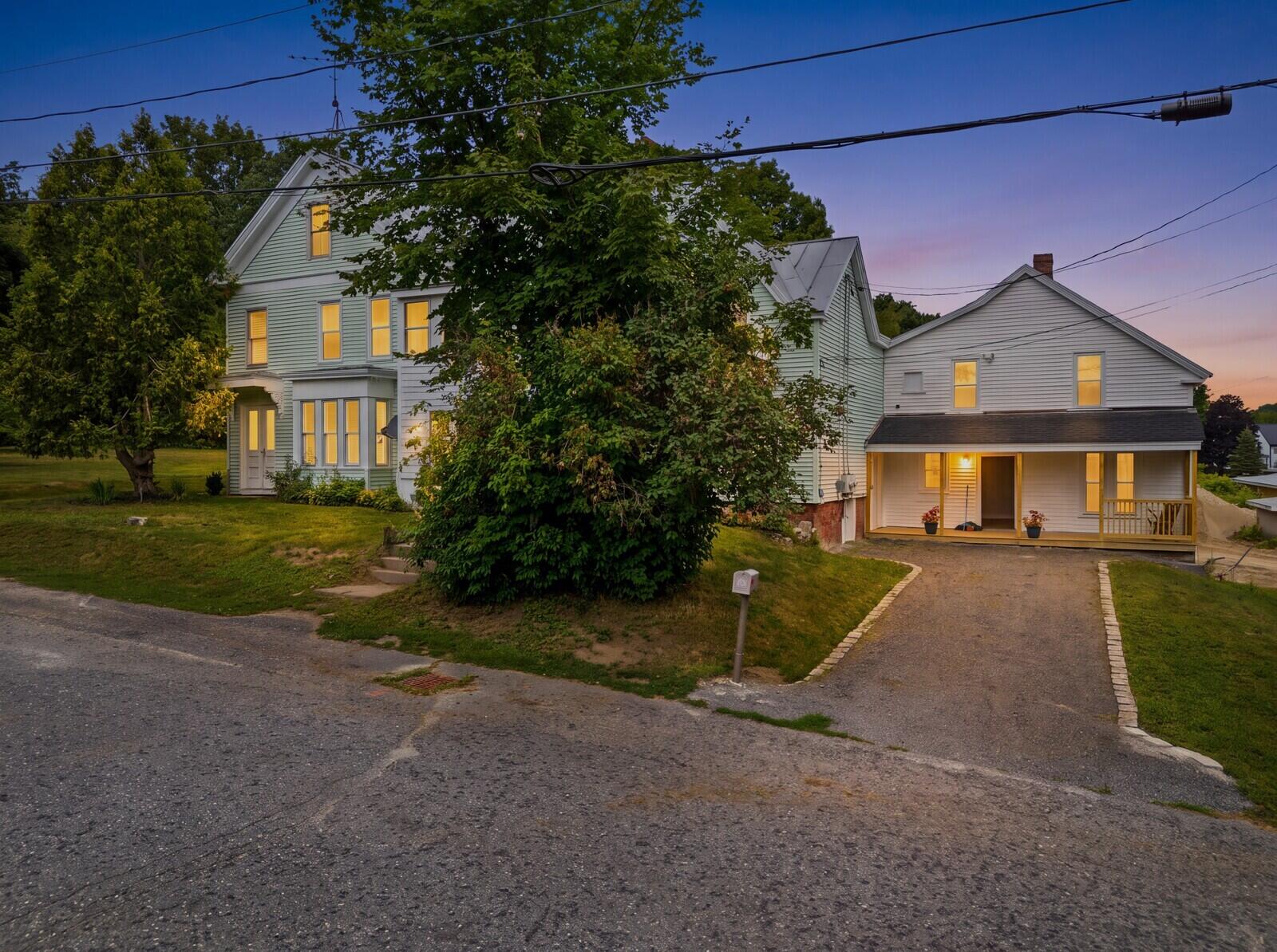 17 Oak Street