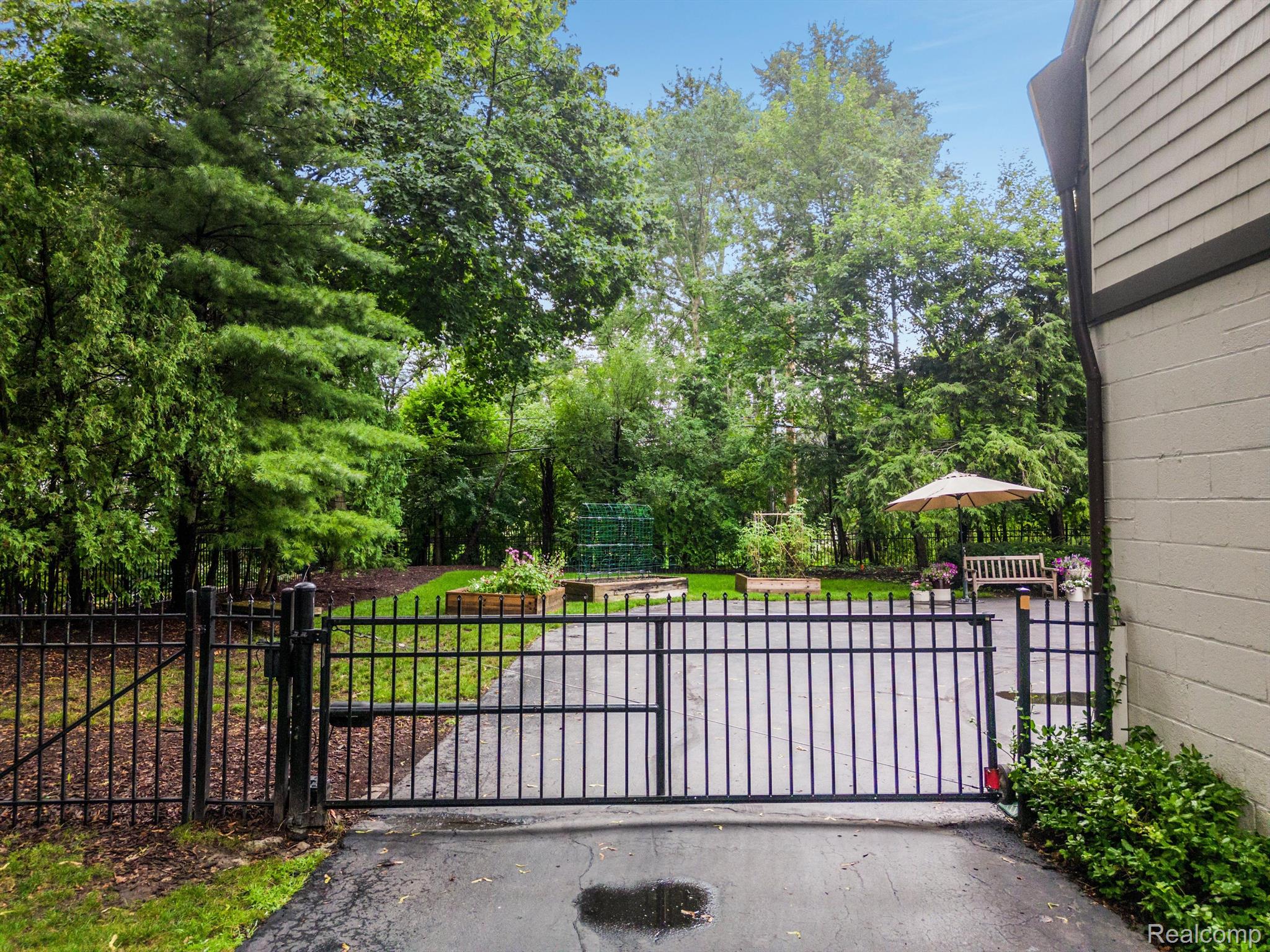 528 COVINGTON Road