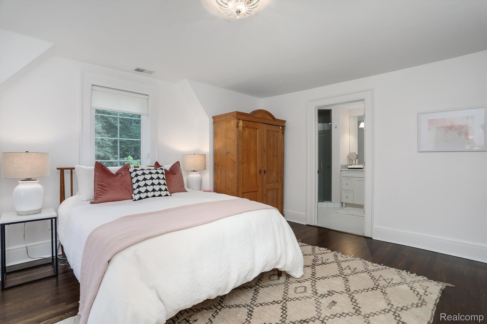 528 COVINGTON Road