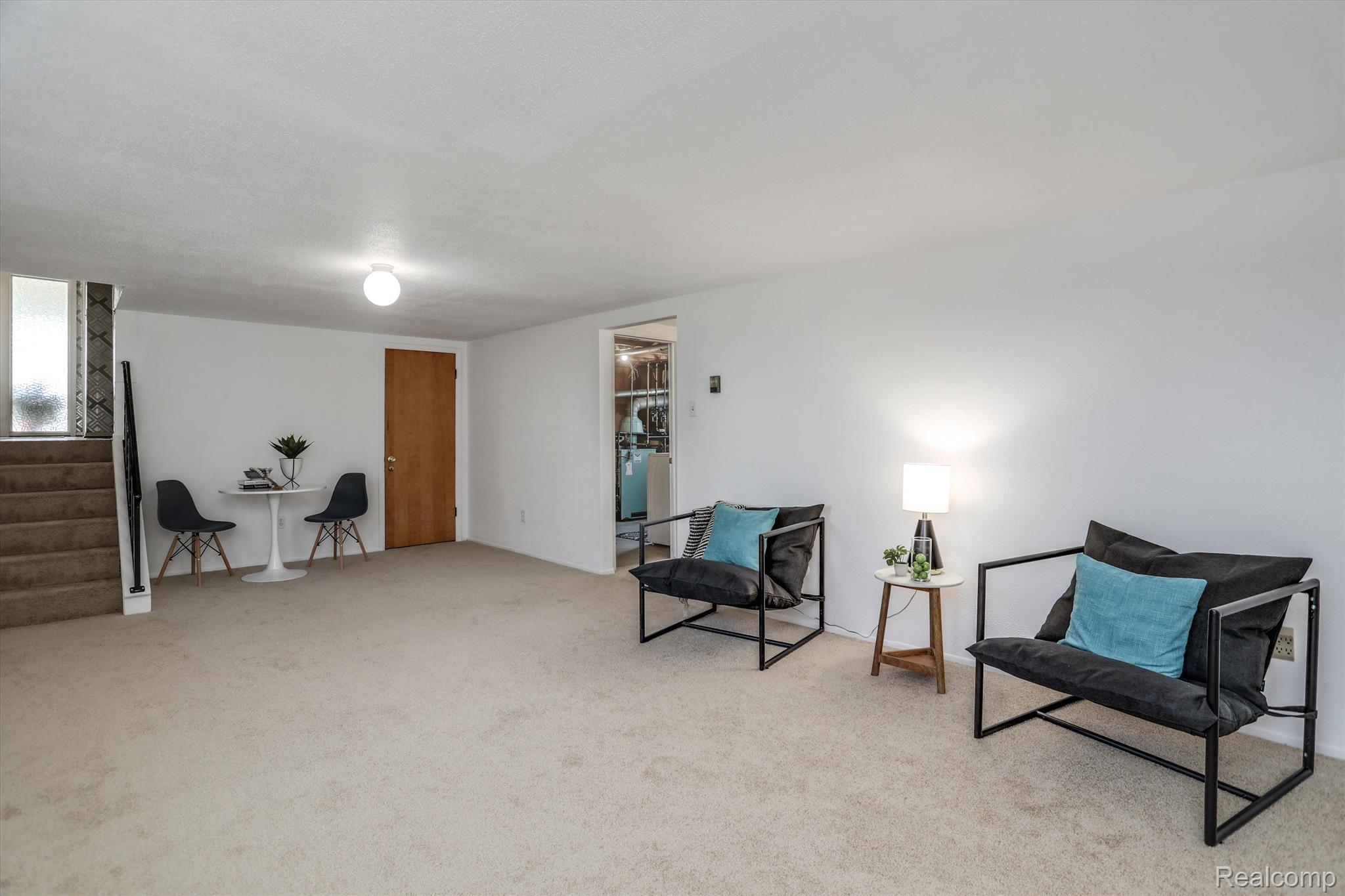 30390 RED MAPLE Lane