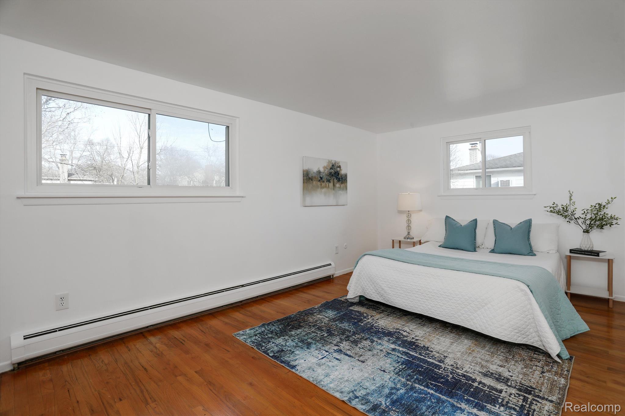 30390 RED MAPLE Lane