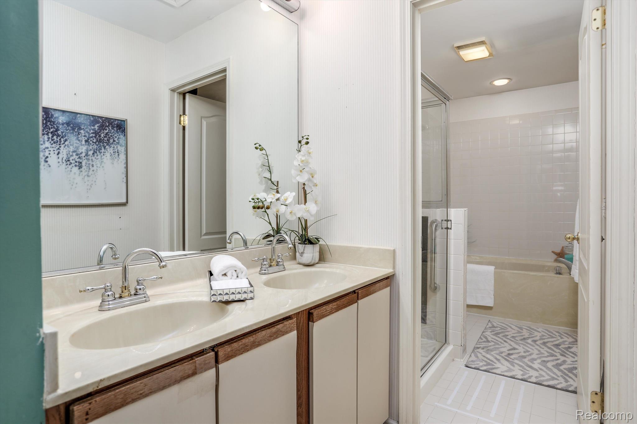 1174 Fairways Boulevard #2