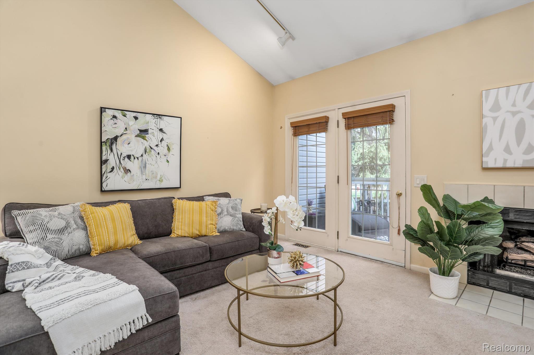 1174 Fairways Boulevard #2
