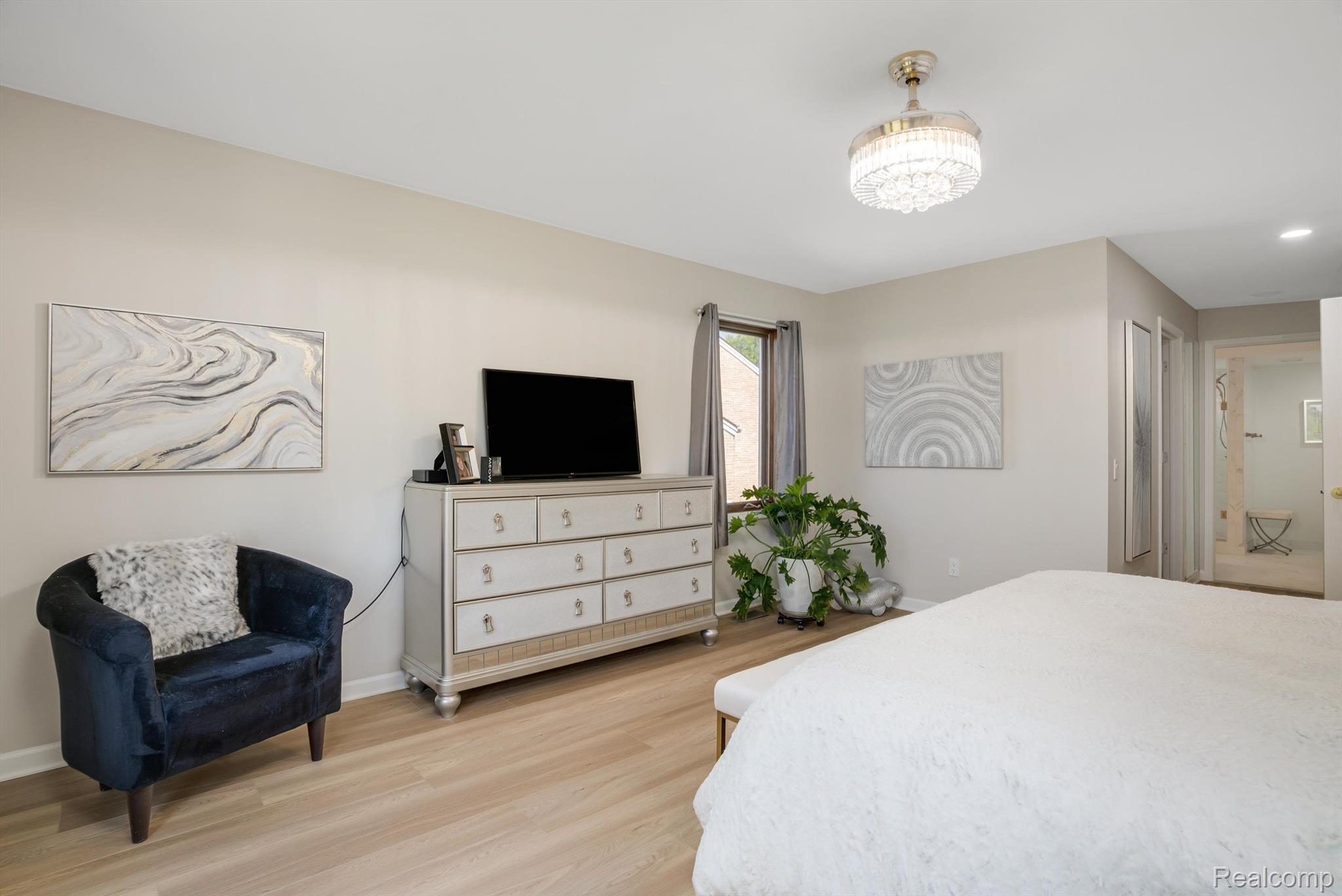 3402 ADAMS SHORE Drive