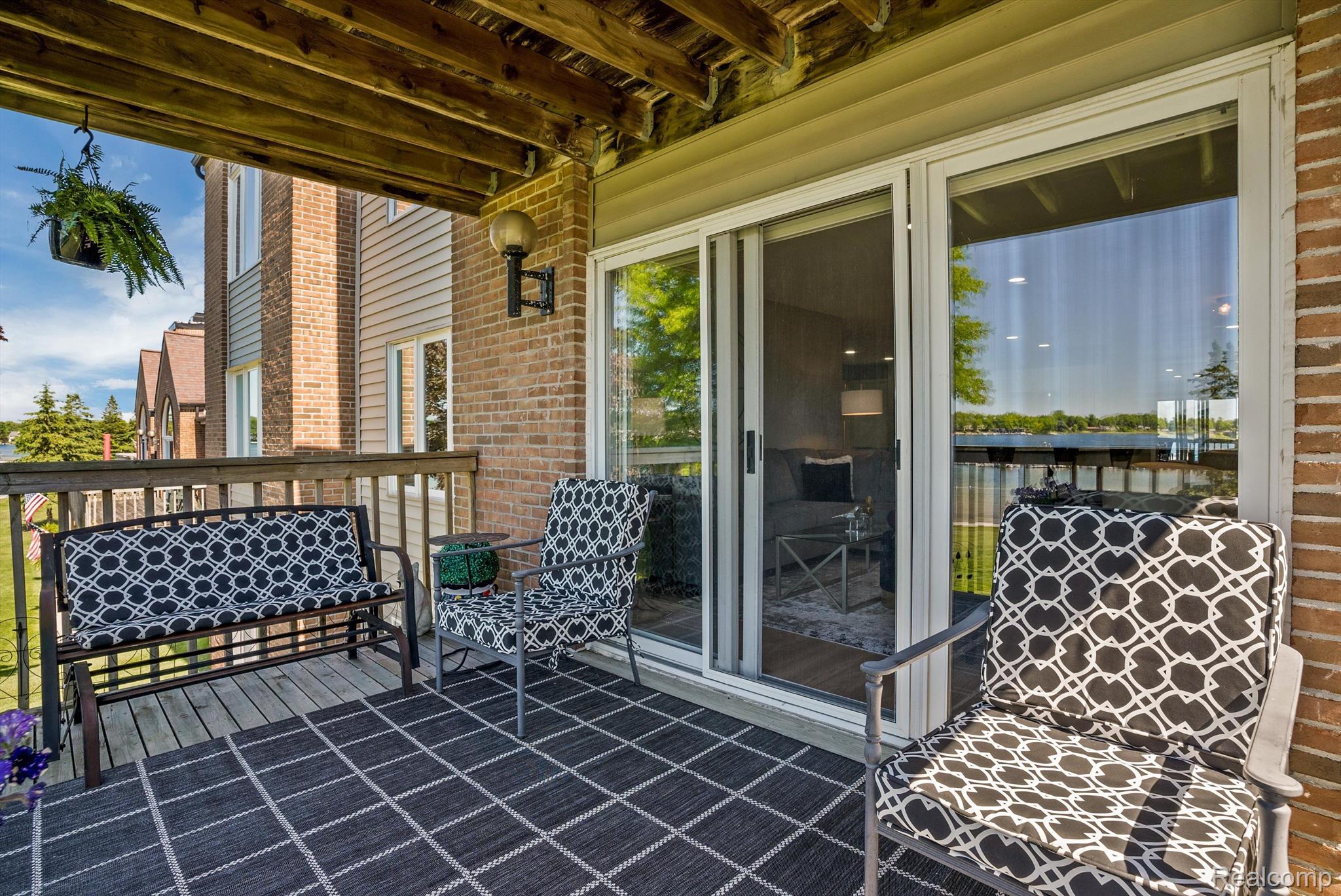 3402 ADAMS SHORE Drive