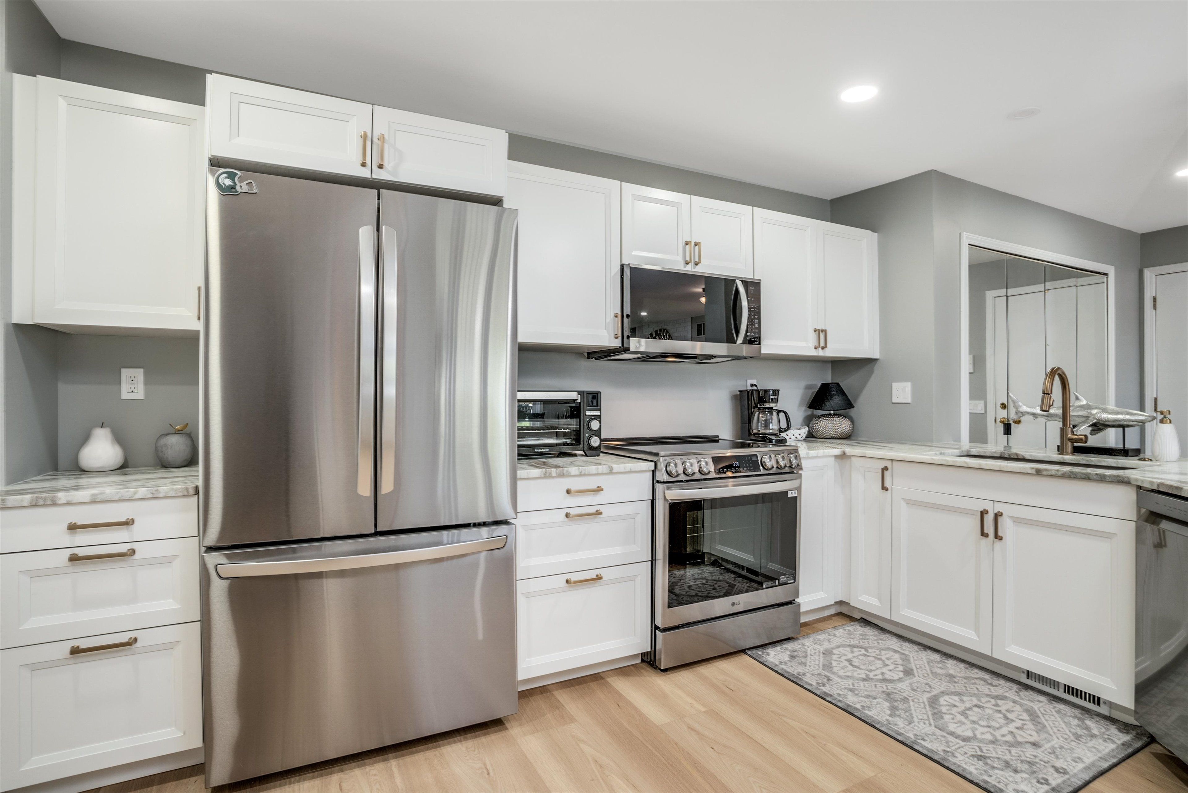 3402 ADAMS SHORE Drive