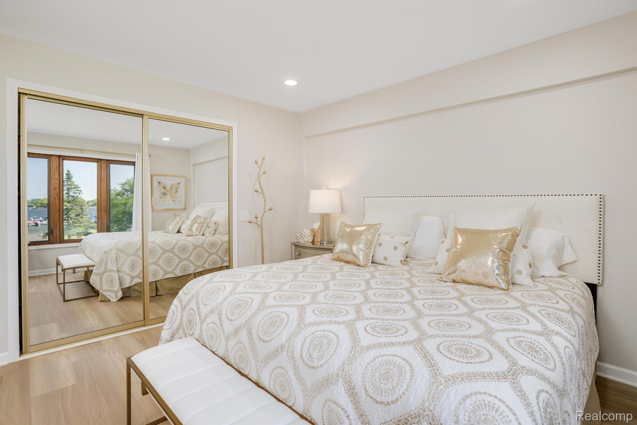 3402 ADAMS SHORE Drive