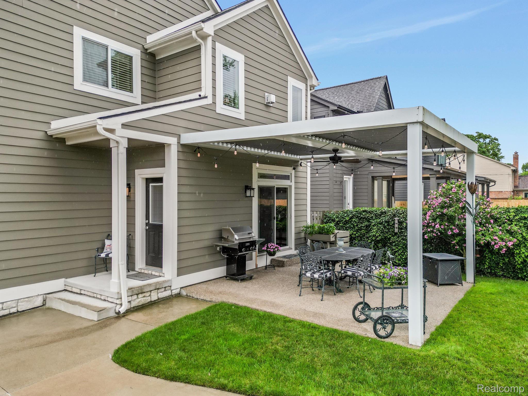 2681 DORCHESTER Road