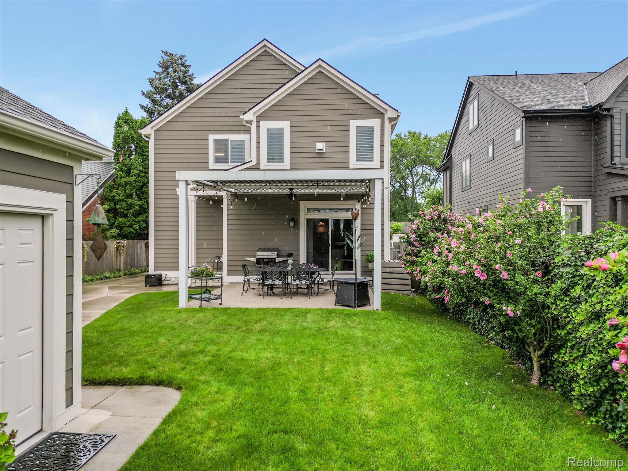 2681 DORCHESTER Road