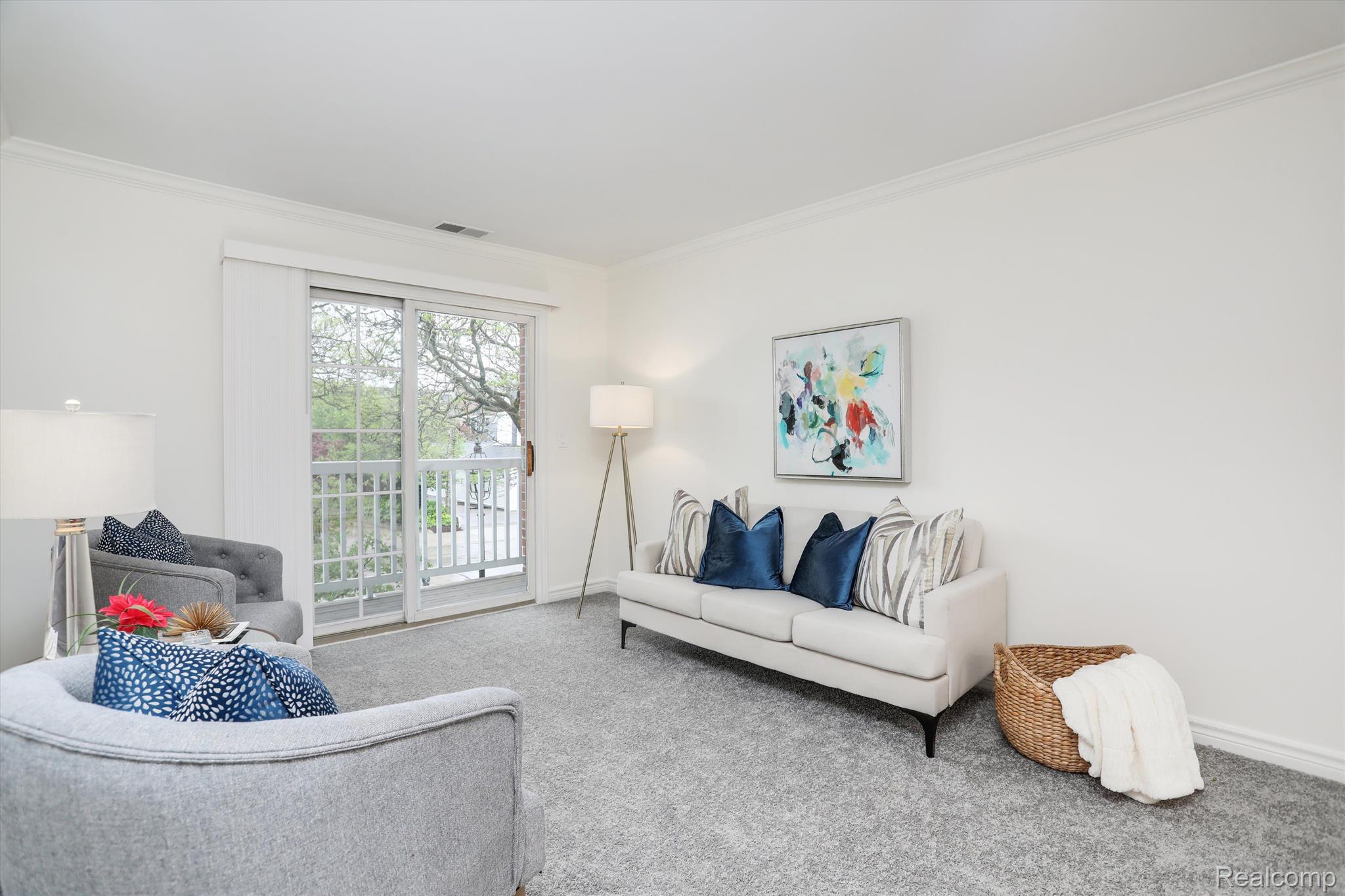 444 CHESTER Street 412