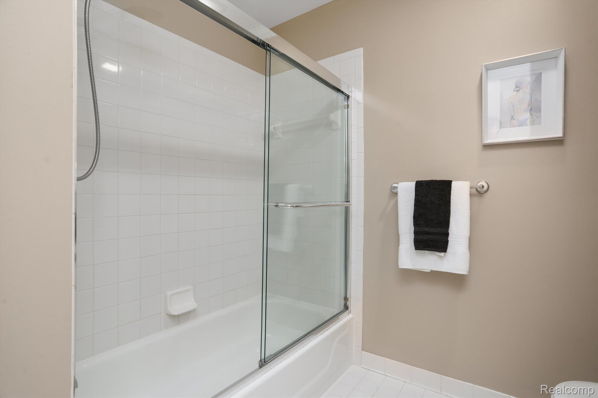 444 CHESTER Street 412
