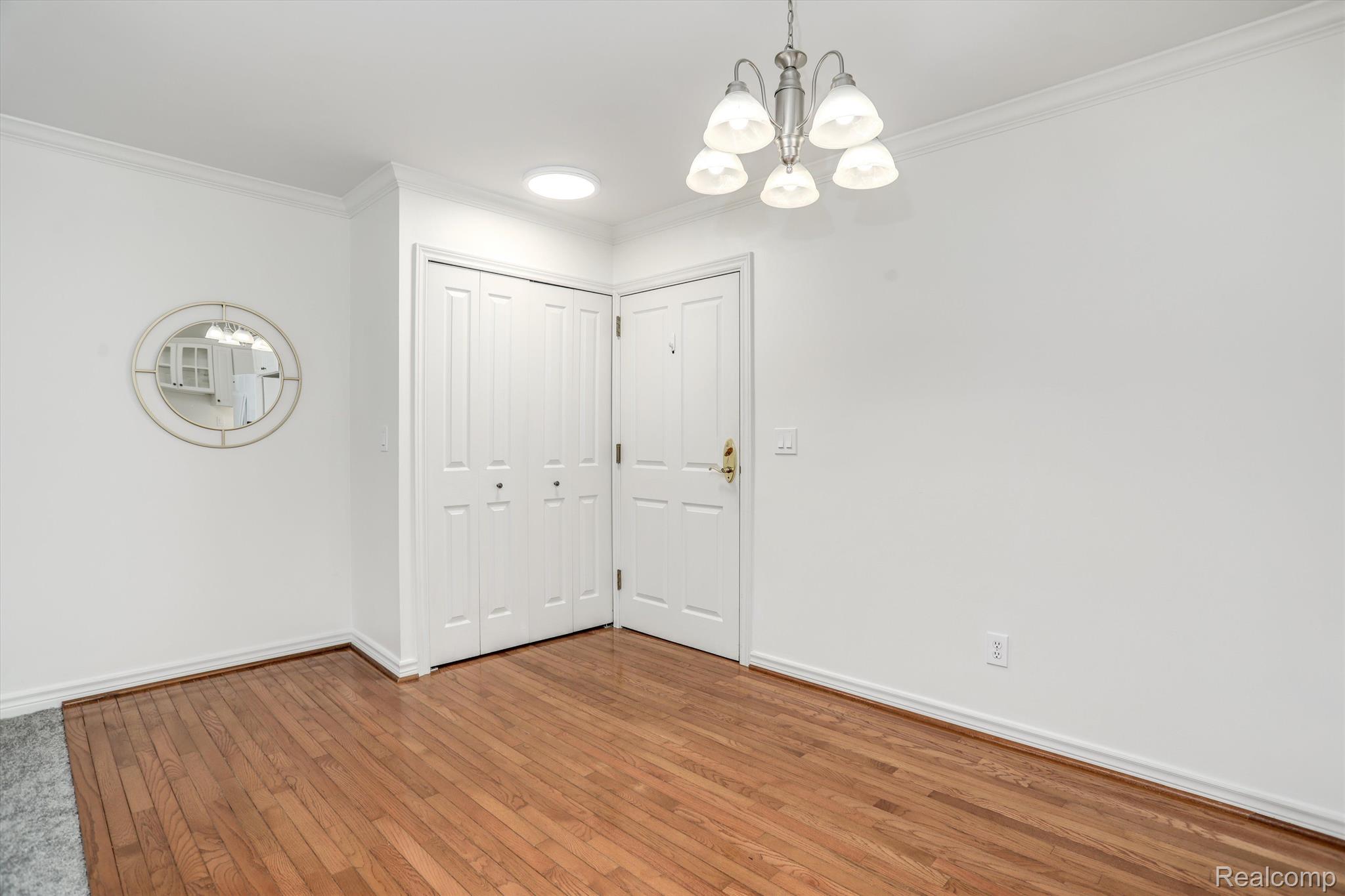 444 CHESTER Street 412