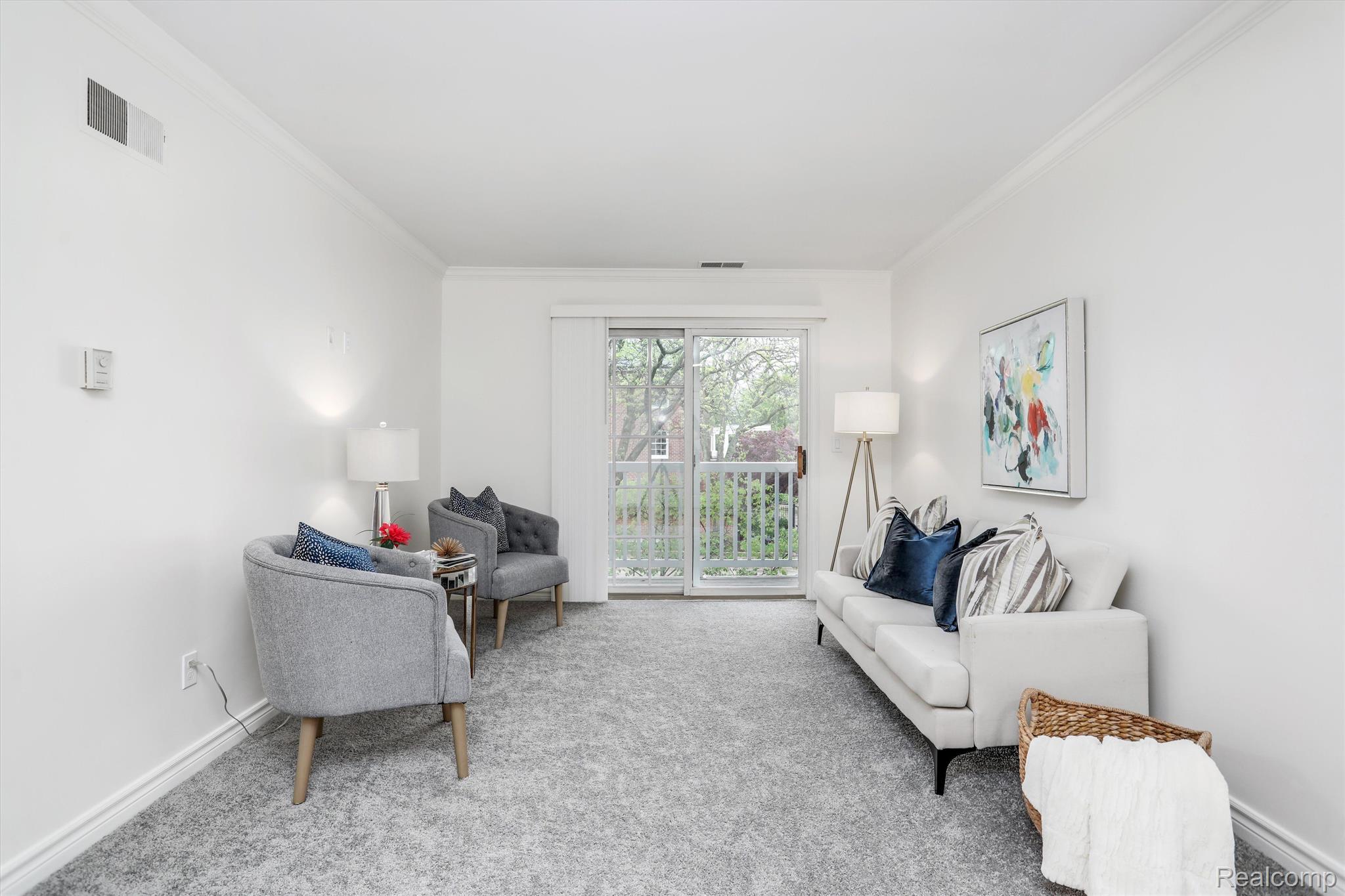 444 CHESTER Street 412