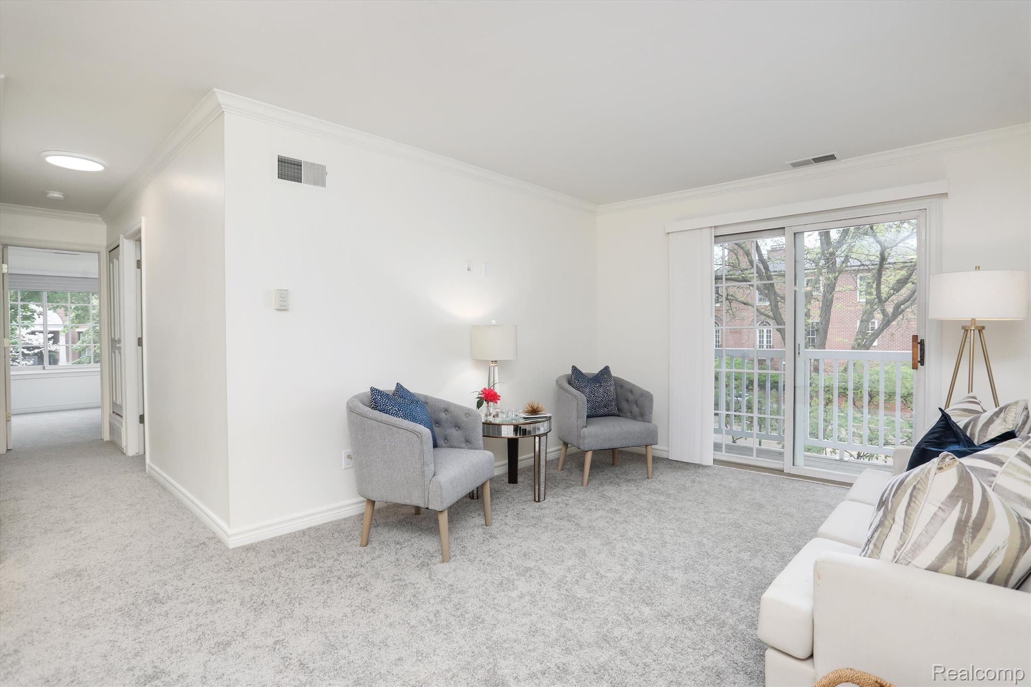 444 CHESTER Street 412