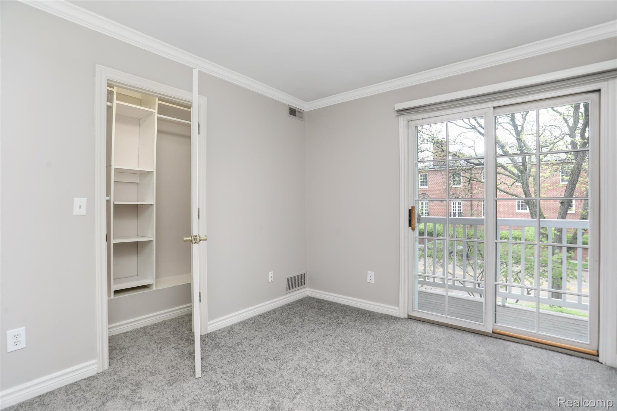 444 CHESTER Street 412