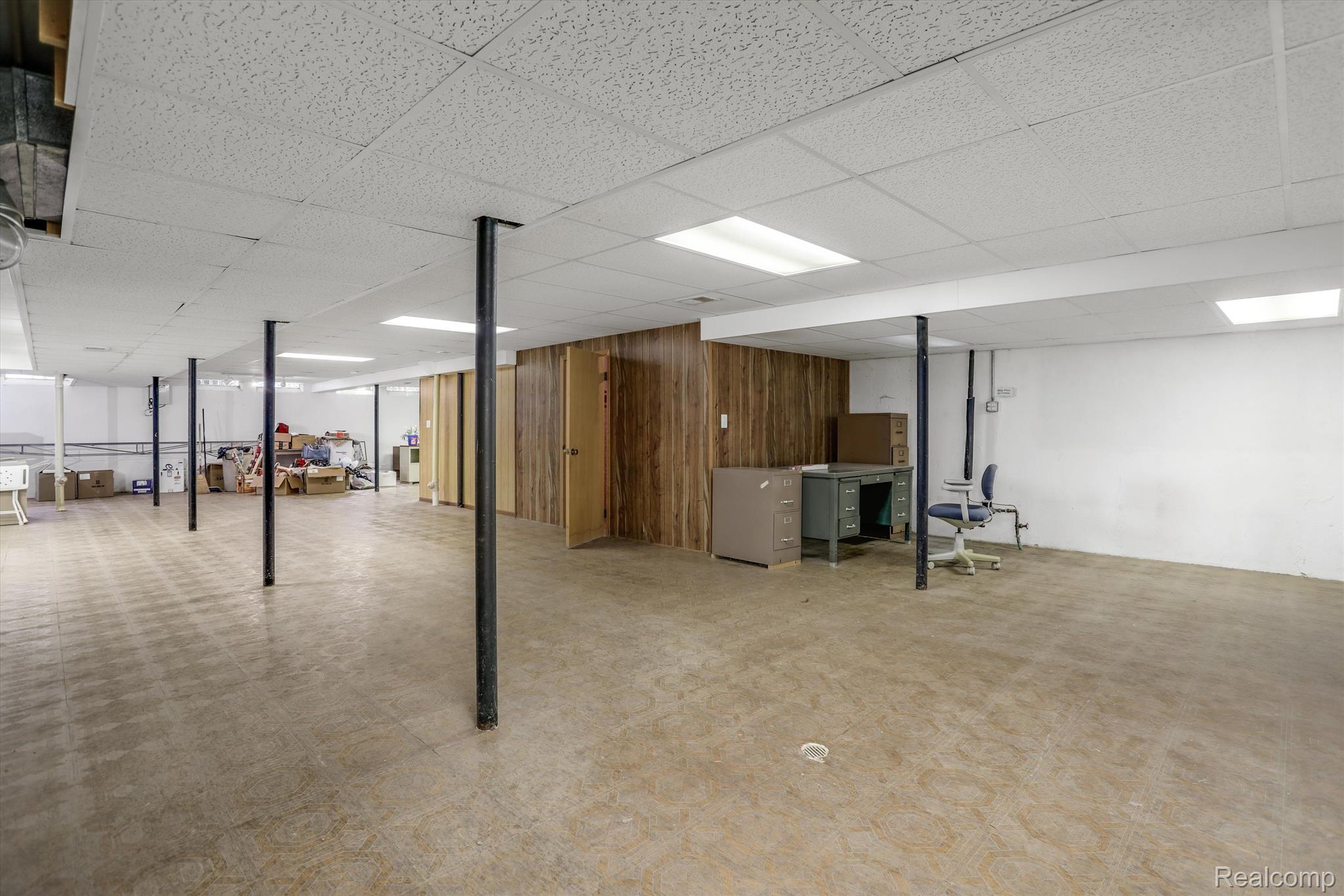 4007 WINTERSET Lane