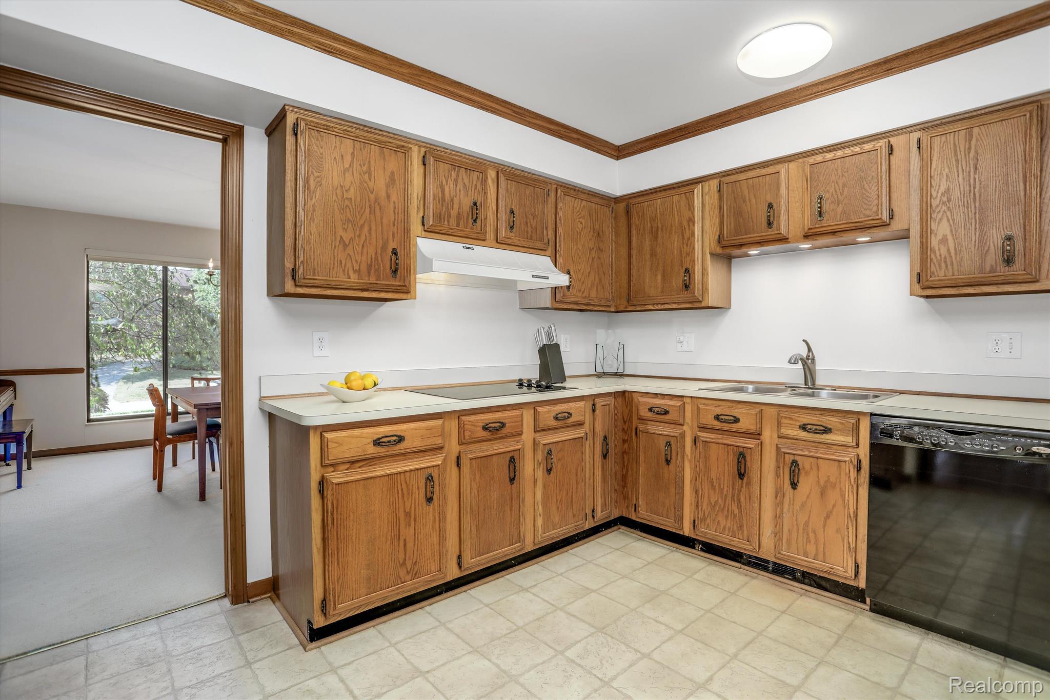 4007 WINTERSET Lane