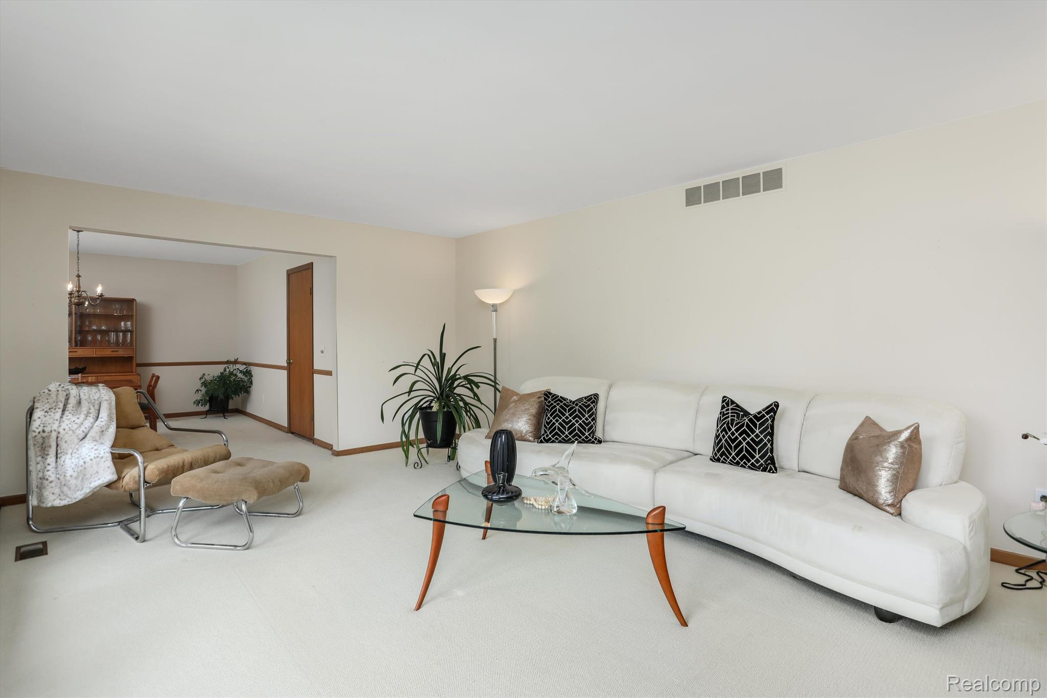 4007 WINTERSET Lane