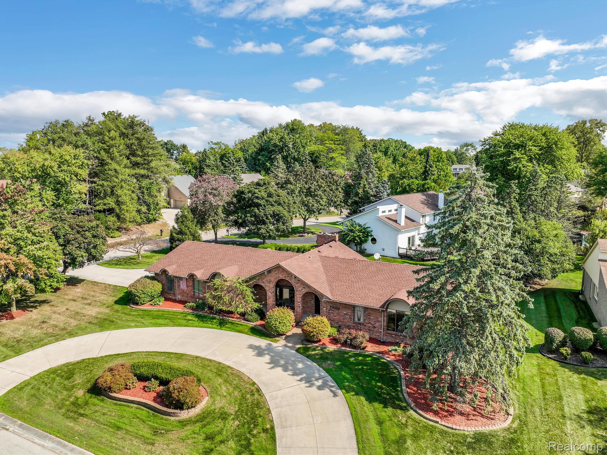4007 WINTERSET Lane